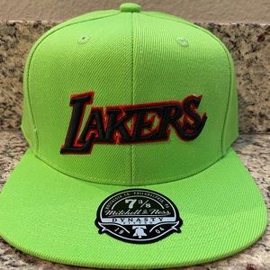 NBA Mitchell & Ness Los Angeles Lakers  Dynasty Fitted Hat